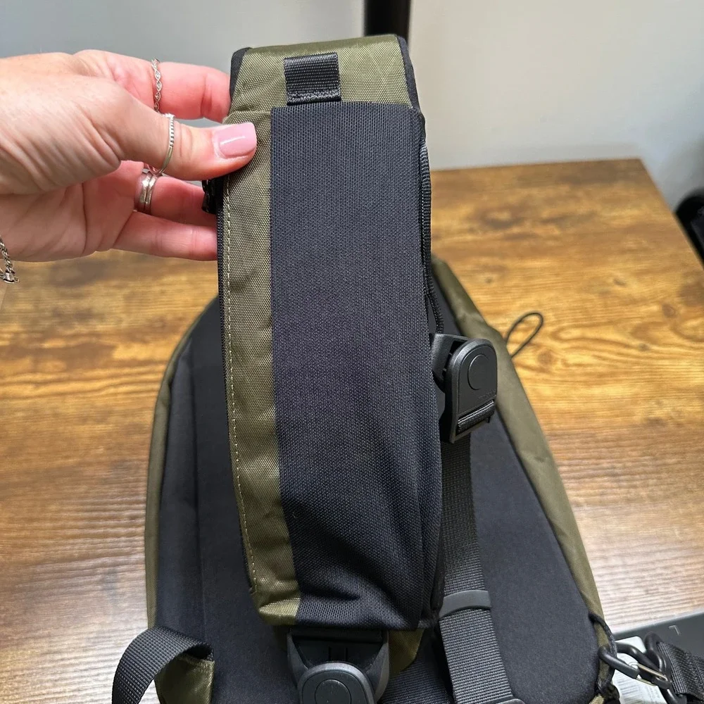 NEW Alpaka Metro Crossbody Left Shoulder Olive Green X-Pac X42 Sling Bag